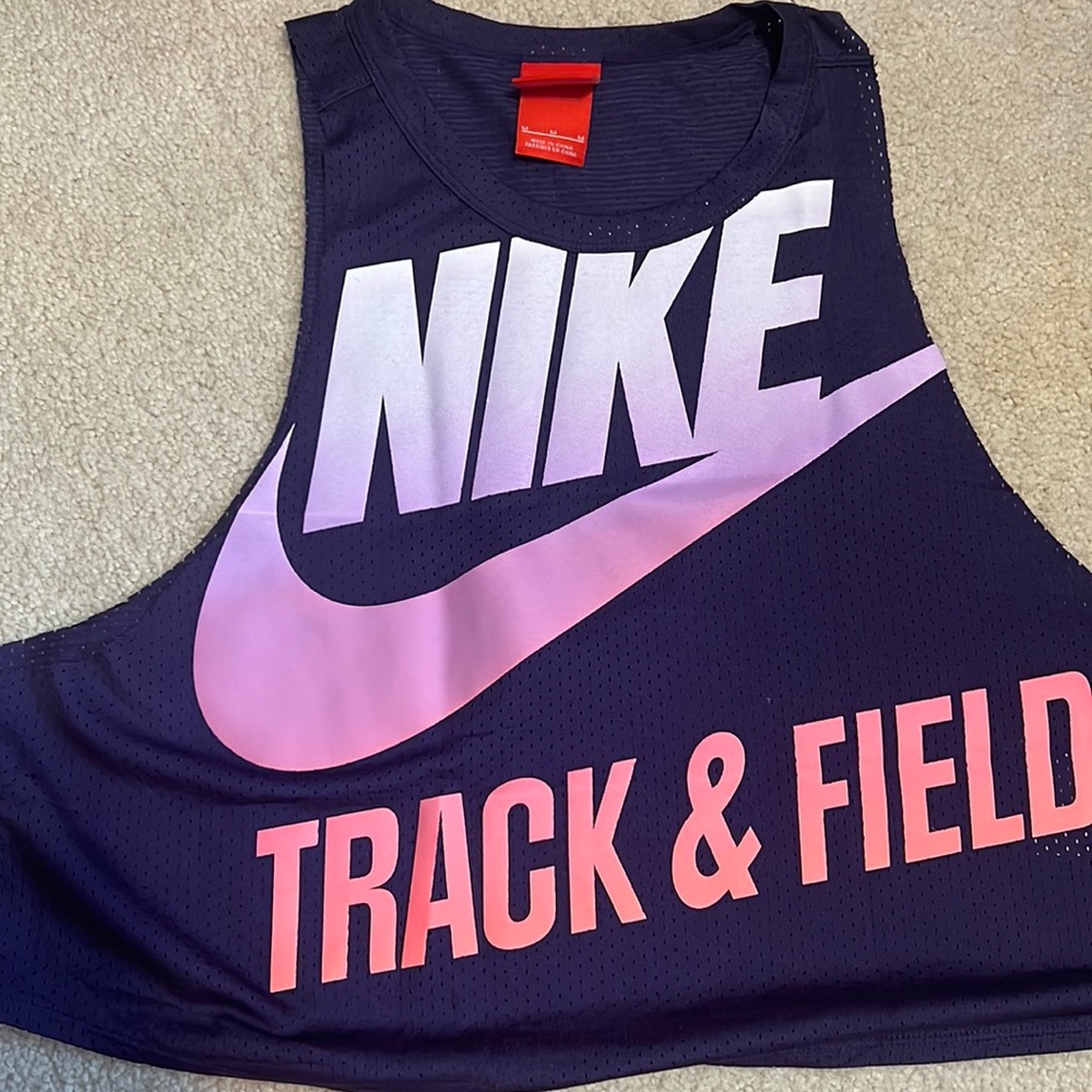 Medium Nike Crop Top Jersey-Style Workout Top